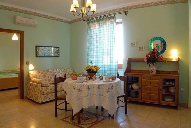Вілла Agriturismo Nardini Роді-Гарганіко Екстер'єр фото